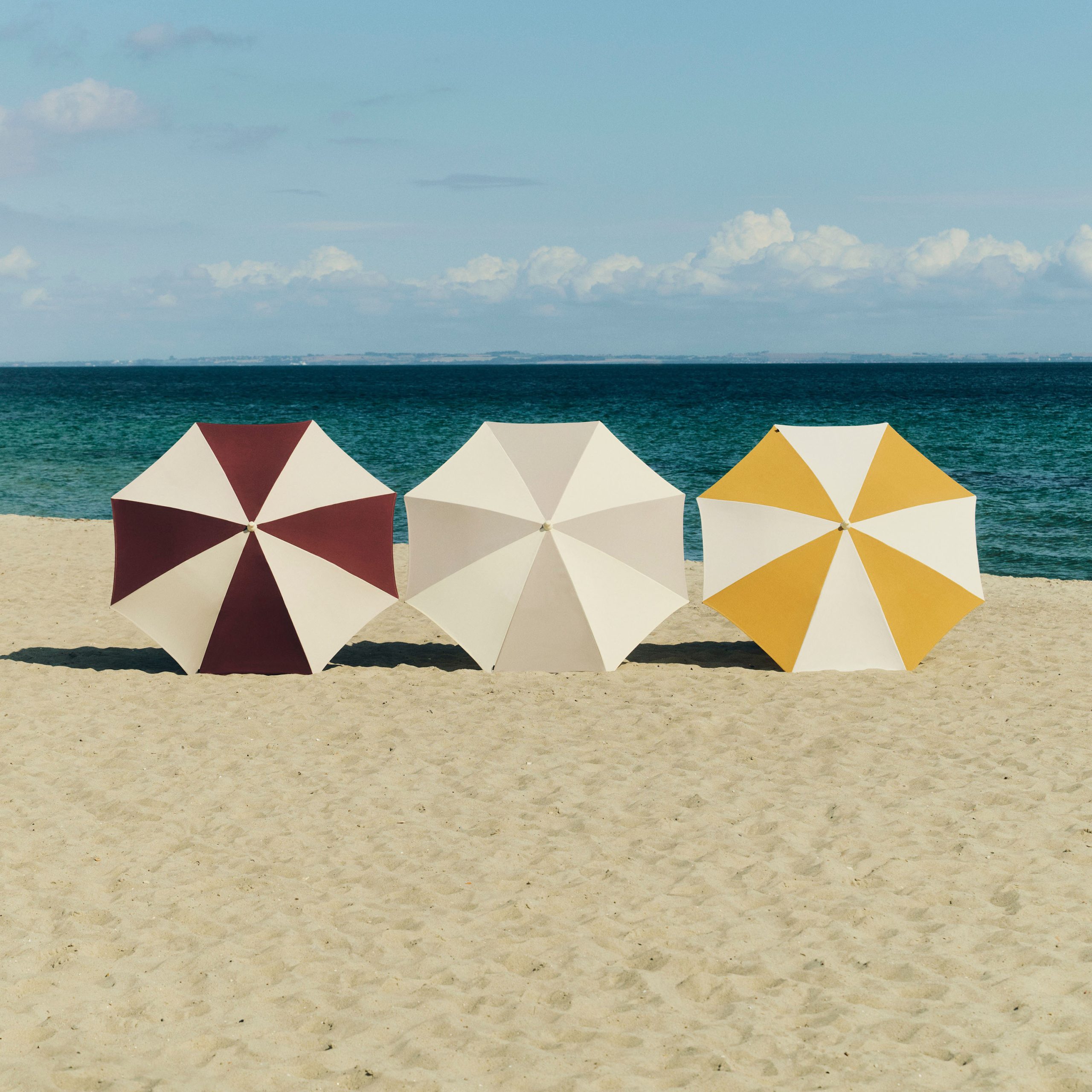 5 parasols tendance pour votre terrasse